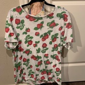 Magnolia Pearl Strawberry Top